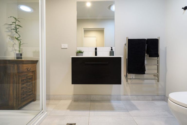 Photo of property in 7 Glidepath Road, Hobsonville, Auckland, 0616