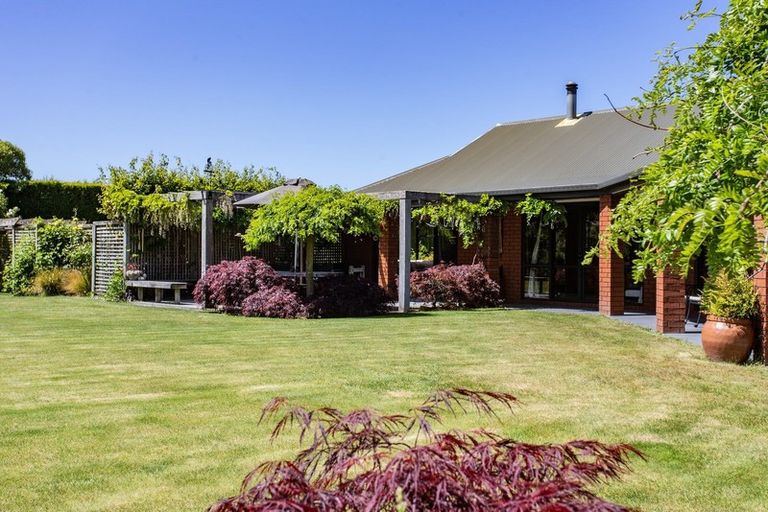 Photo of property in 18 Cedar Place, Amberley, 7410