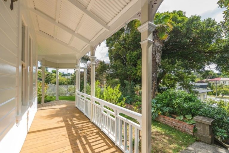 Photo of property in 47 Great North Road, Saint Johns Hill, Whanganui, 4501