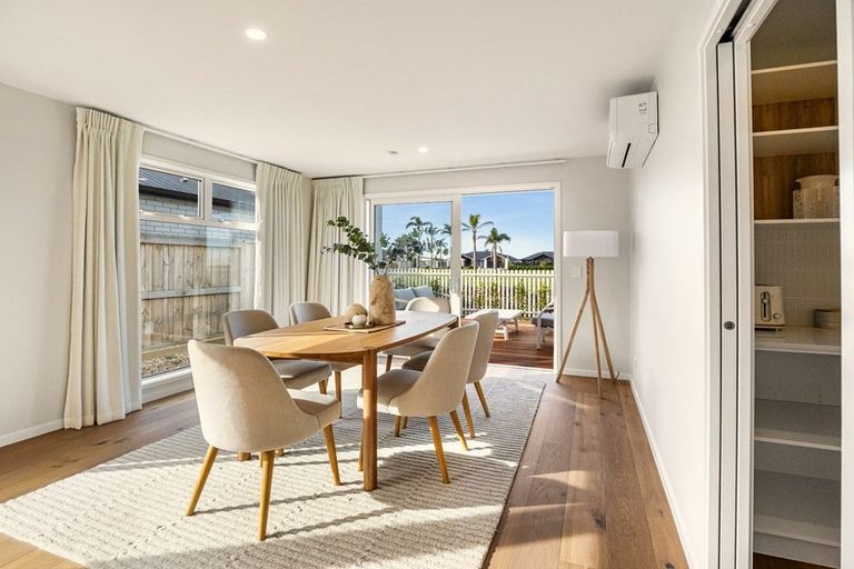 Photo of property in 2 Serrata Close, Papamoa Beach, Papamoa, 3118