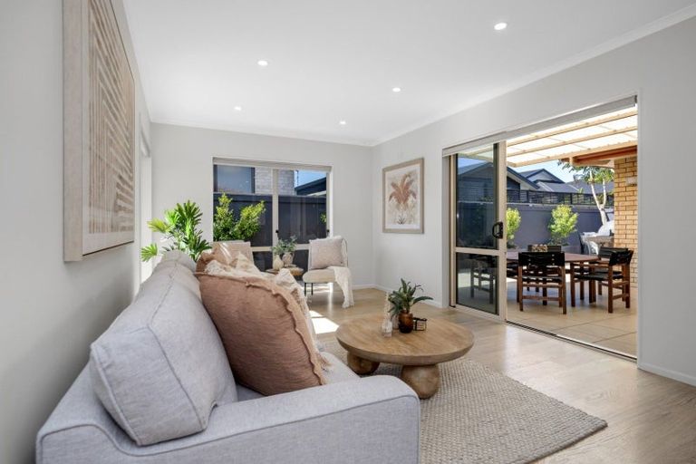 Photo of property in 27 Mcleod Place, Papamoa Beach, Papamoa, 3118