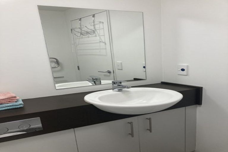 Photo of property in The Peak Apartments, 1001/170 Taranaki Street, Te Aro, Wellington, 6011