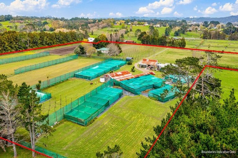 Photo of property in 51 Smith Road, Kumeu, 0891