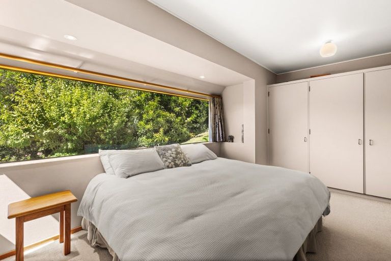 Photo of property in 33 Hikanui Drive, Havelock North, 4130