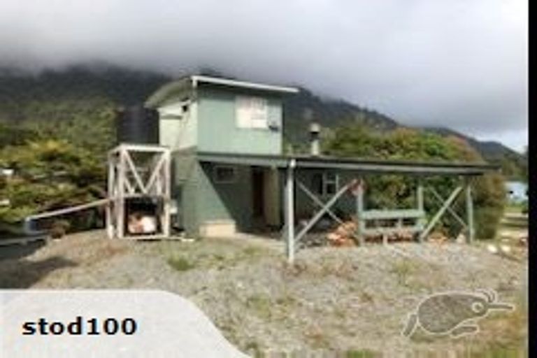 Photo of property in 8 Neils Beach Road, Jackson Bay, Haast, 7886