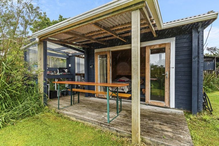 Photo of property in 17 Upper Pitone Road, Pitone, New Plymouth, 4374