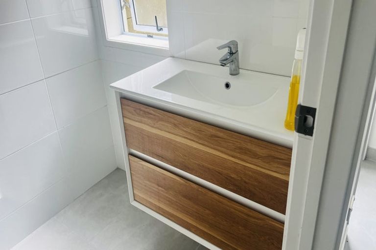 Photo of property in 14 Cloverly Crescent, Campbells Bay, Auckland, 0630