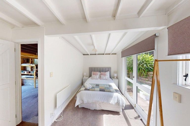 Photo of property in 6 Calder Road, Lake Okareka, Rotorua, 3076