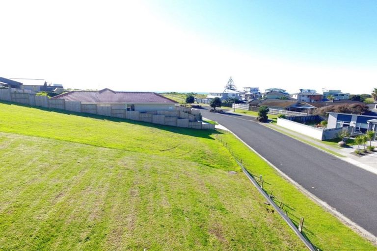 Photo of property in 41 Omega Place, Coastlands, Whakatane, 3120