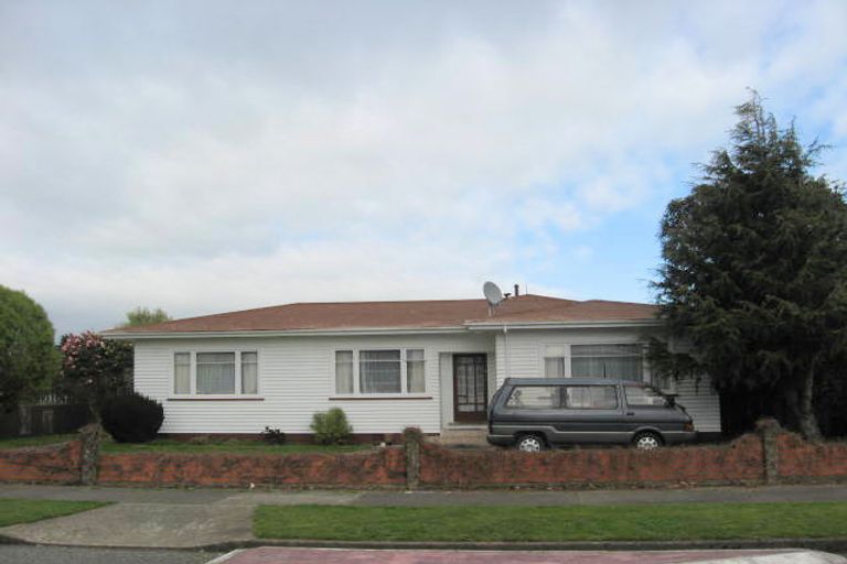 Photo of property in 45 York Street, Levin, 5510