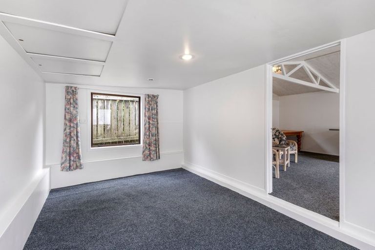 Photo of property in 40 Herekawe Drive, Spotswood, New Plymouth, 4310