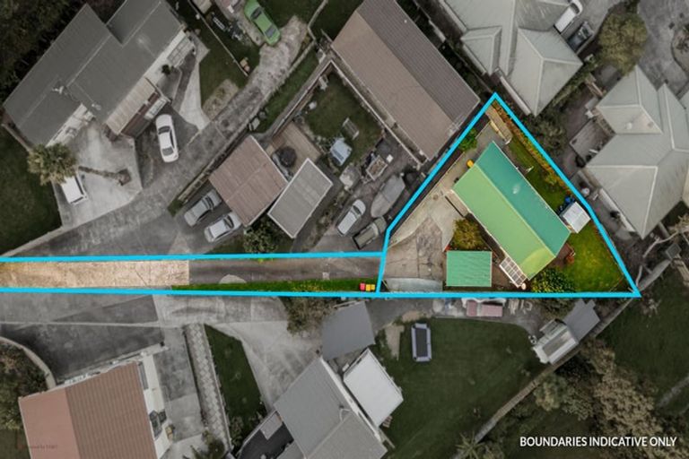 Photo of property in 8/89a Royal Road, Massey, Auckland, 0614