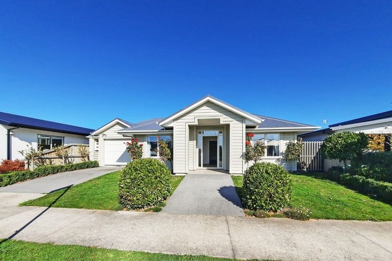 Photo of property in 27 Barnard Street, Kaiapoi, 7630