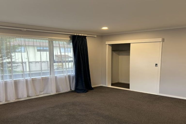 Photo of property in 5 Colorado Grove, Brooklyn, Wellington, 6021