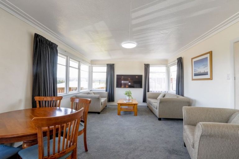 Photo of property in 54 Elwyn Crescent, Green Island, Dunedin, 9018