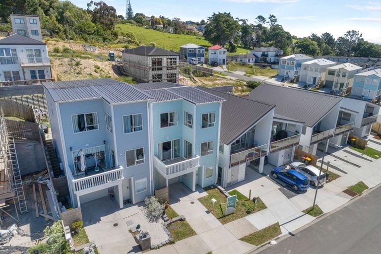 Photo of property in 75 Joseph Street, Flat Bush, Auckland, 2019