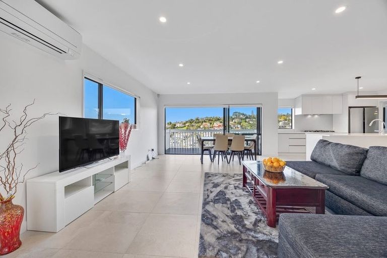 Photo of property in 83b Bayside Drive, Browns Bay, Auckland, 0630