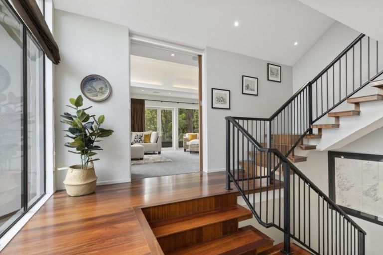 Photo of property in 3 Walter Road, Lowry Bay, Lower Hutt, 5013