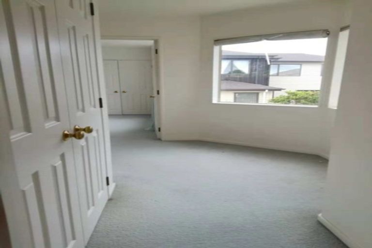 Photo of property in 36a Crichton Terrace, Hauraki, Auckland, 0622