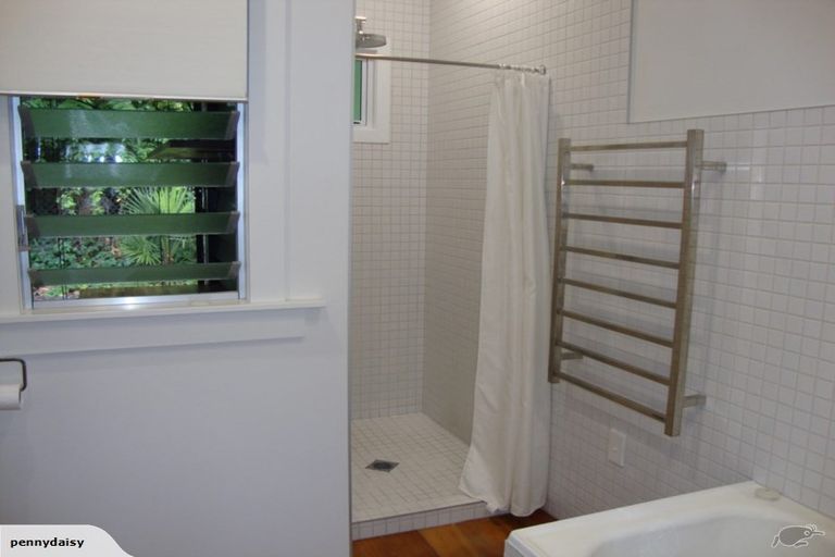 Photo of property in 28 Oakley Avenue, Claudelands, Hamilton, 3214