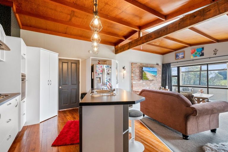 Photo of property in 49 Ferry Road, West Plains, Invercargill, 9879