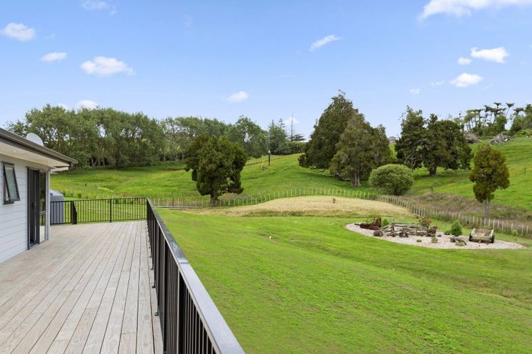 Photo of property in 64 Ruapuke Road, Raglan, 3296