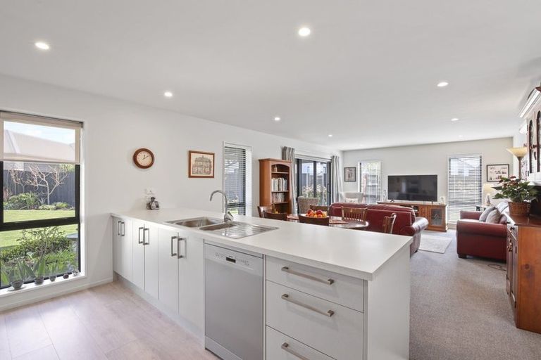 Photo of property in 1 Stratford (pvt) Way, Rangiora, 7400