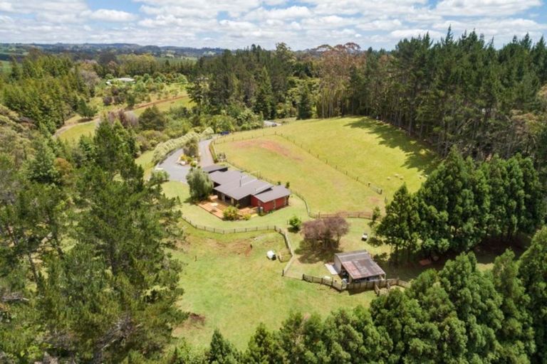 Photo of property in 37 Shirley Road, Shirley, Christchurch, 8013