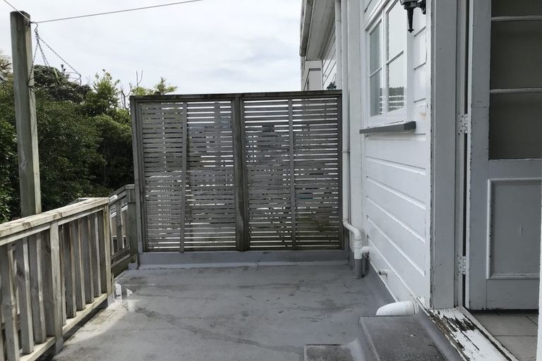 Photo of property in 16a Thompson Street, Mount Cook, Wellington, 6011