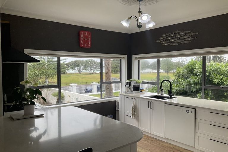 Photo of property in 238 Hibiscus Coast Highway, Orewa, 0931