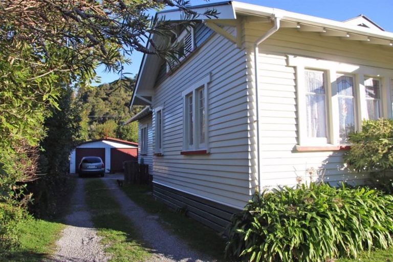 Photo of property in 58 Marsden Road, Greymouth, 7805