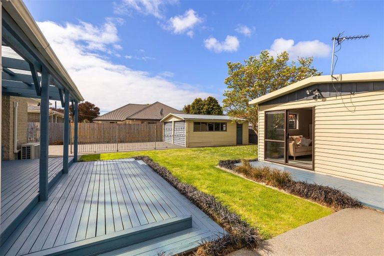 Photo of property in 14 Oldwood Street, Bishopdale, Christchurch, 8053