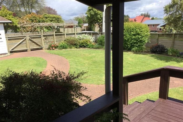 Photo of property in 25 Lynmore Avenue, Lynmore, Rotorua, 3010