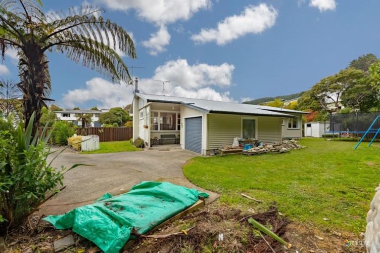 Photo of property in 40 Pembroke Street, Tawa, Wellington, 5028
