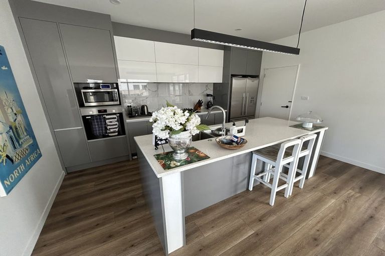 Photo of property in 19 St Claire Road, Silverdale, 0932