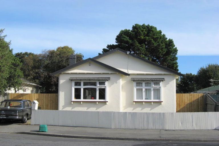 Photo of property in 108 Charles Street, Waltham, Christchurch, 8011