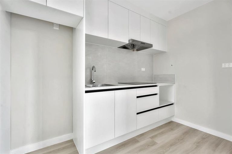 Photo of property in 24a Clayden Shuttleworth Street, Papakura, 2110