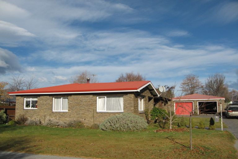 Photo of property in 13 Carlow Place, Cromwell, 9310