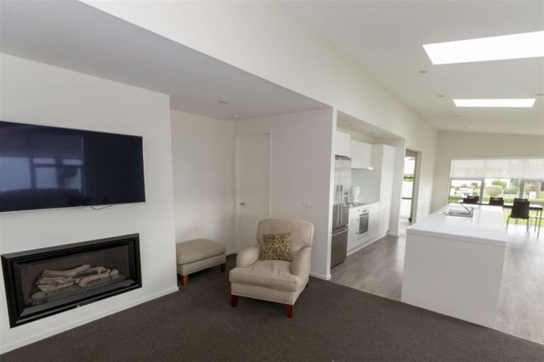 Photo of property in 2 Nga Tupuna Street, Pegasus, 7612