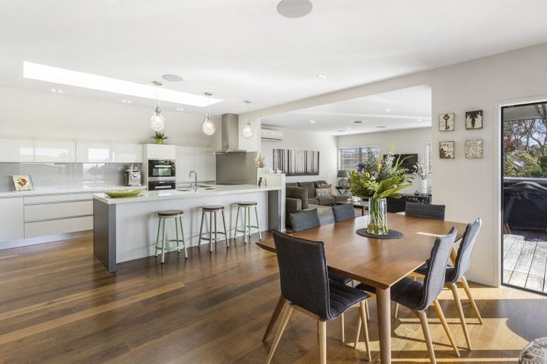 Photo of property in 17 Sea View Terrace, Cockle Bay, Auckland, 2014