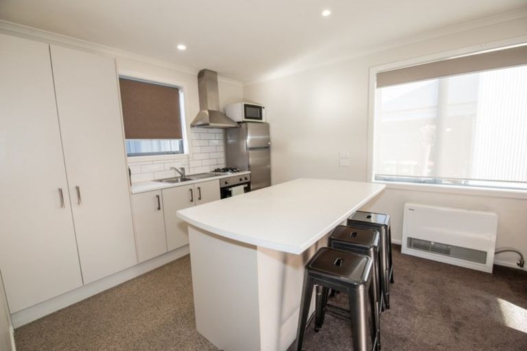 Photo of property in 8b Naylor Street, Clyde, 9330