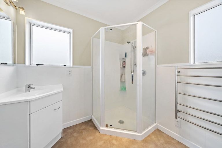 Photo of property in 26 Ruru Crescent, Heretaunga, Upper Hutt, 5018