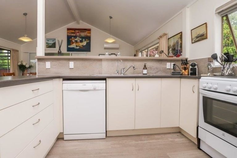 Photo of property in 6 Cranmere Drive, Tamahere, Hamilton, 3283