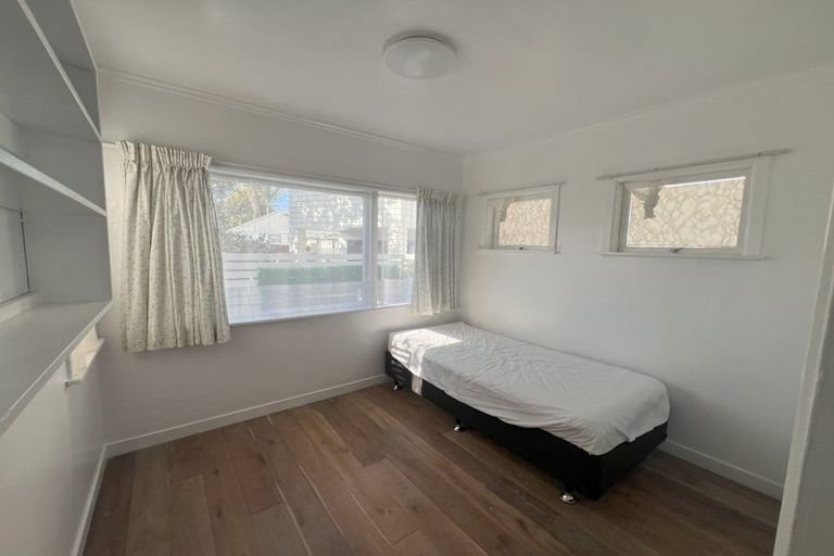 Photo of property in 32a Kirkbride Road, Mangere Bridge, Auckland, 2022