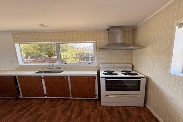 Photo of property in 158 Aviemore Drive, Highland Park, Auckland, 2010