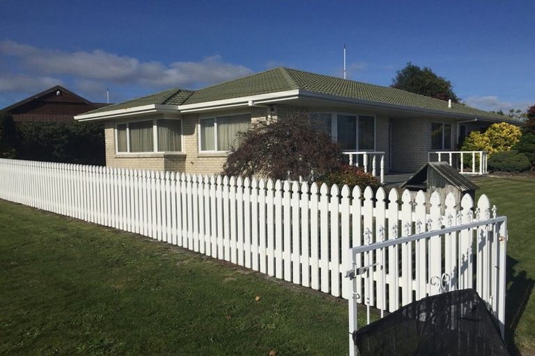 Photo of property in 33 Basley Road, Owhata, Rotorua, 3010
