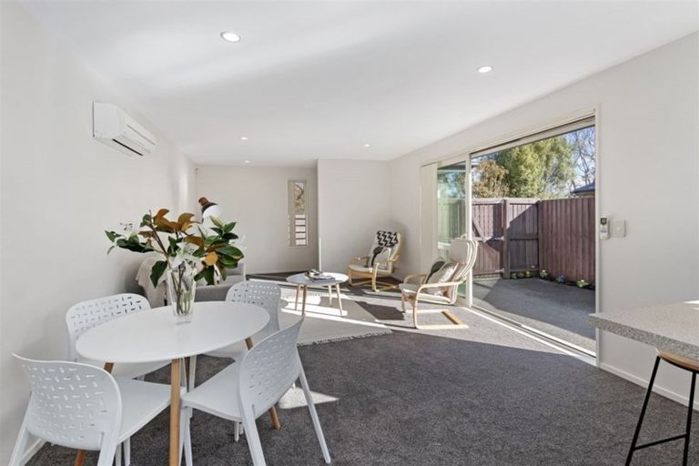 Photo of property in 72a Somerfield Street, Somerfield, Christchurch, 8024