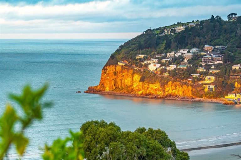 Photo of property in 10 Tuawera Terrace, Clifton, Christchurch, 8081