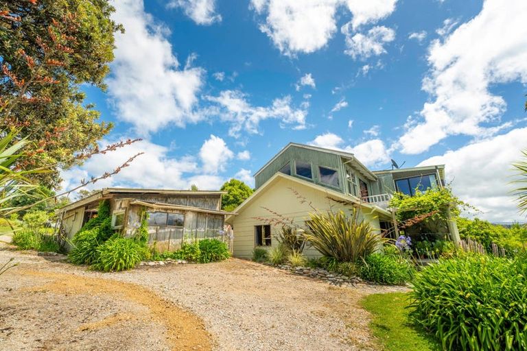 Photo of property in 14 Lookout Road, Parapara, Takaka, 7182
