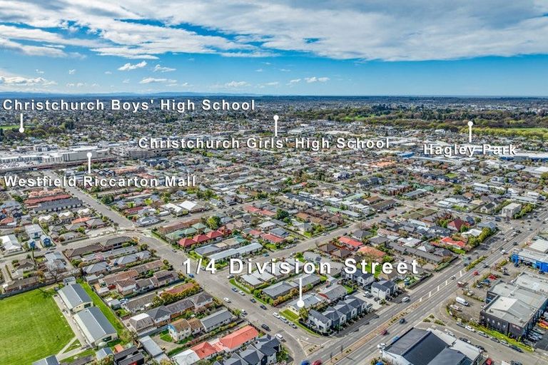 Photo of property in 1/4 Division Street, Riccarton, Christchurch, 8041